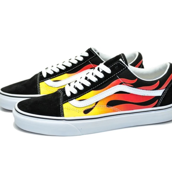 Vans WMNS Old Skool
(Flame) Black/Black/True White 
VN0A38G1PHN
Sneakers - Picture 6 of 16